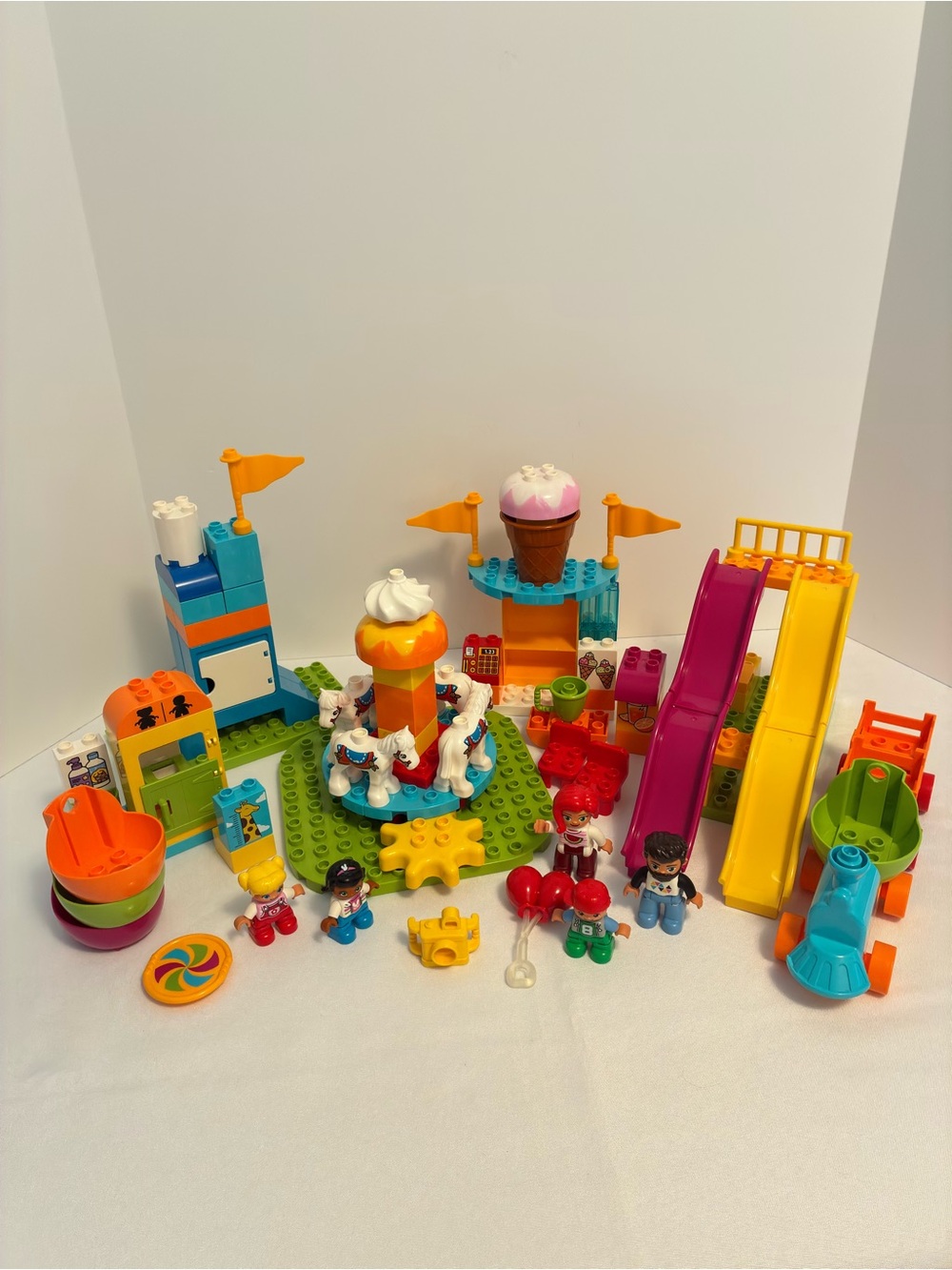 Lego Duplo Big Fair #10840 Retired